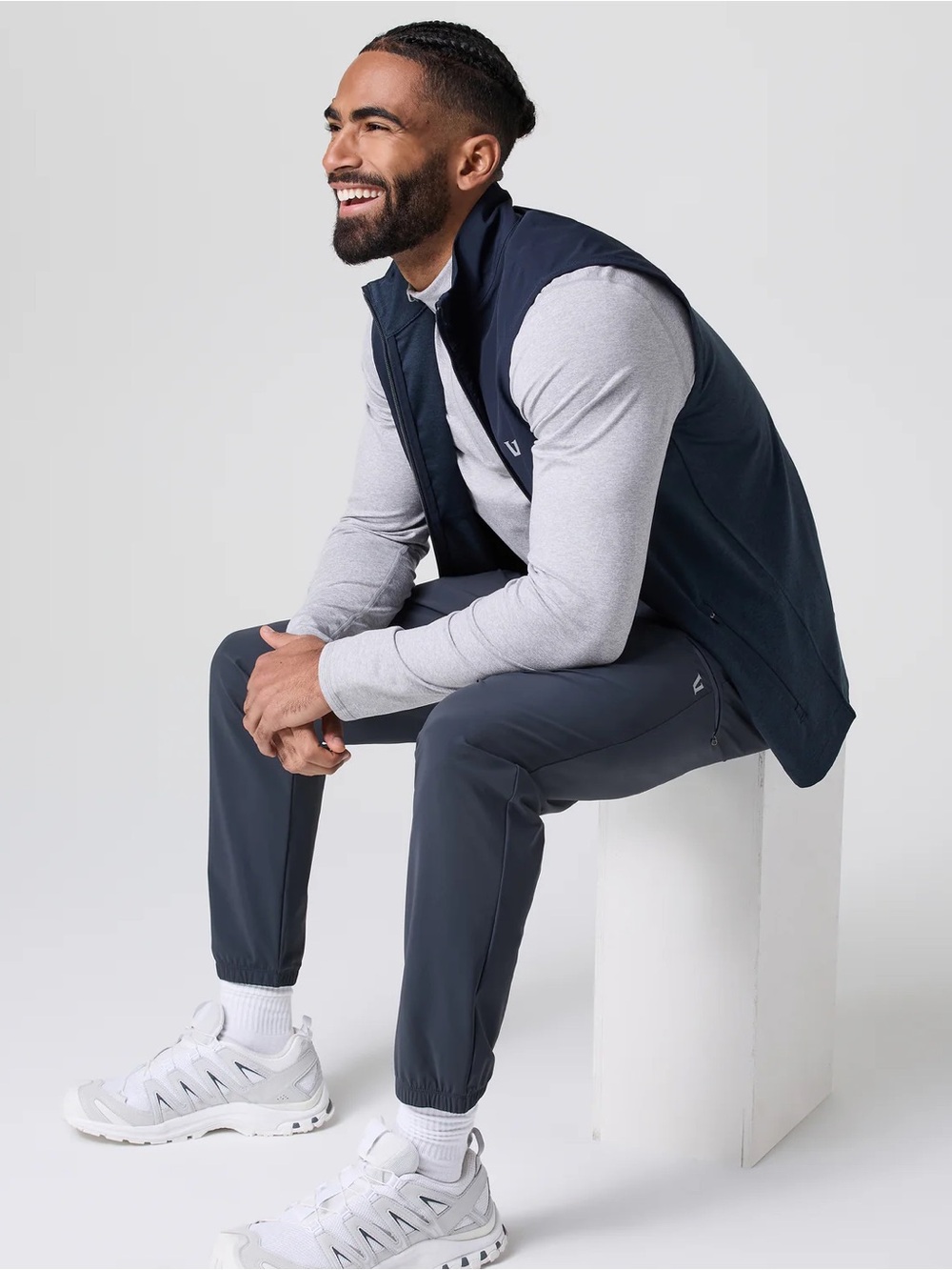 Men's Vuori Navy Fleet Sport Jogger Size Medium